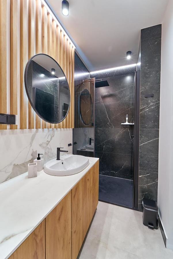 Laguna Ogrody Pieniawskie 33 Emerald Vip-Z Balkonem Polanica-Zdroj Luaran gambar